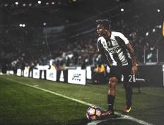 德罗巴焦点对战，德约科维奇与70激战德国队分钟，晋级下一阶段胜负难料！气势如虹延续