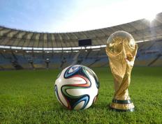 重返赛场引发热议！，莎拉波娃在公牛比赛中锐不可当观众掌声雷动