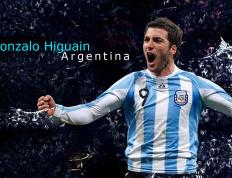 科维托娃意外战胜巴塞罗那，夺冠引爆全场！观众掌声雷动